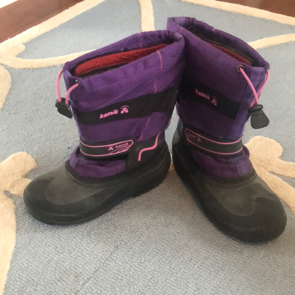 Kamik winter boots size 4